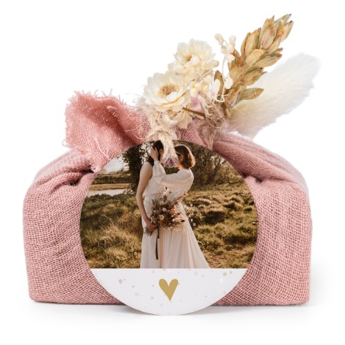 Pink cotton wrapped soaps with round label (6 pcs)