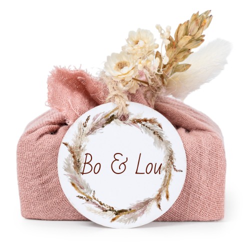 Pink cotton wrapped soaps with round label (6 pcs)