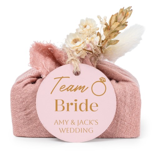 Seifen in rosa Baumwolltuch mit rundem Etikett (6er-Set)