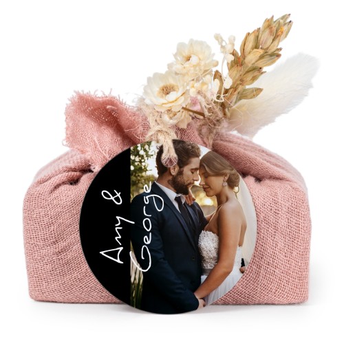 Pink cotton wrapped soaps with round label (6 pcs)