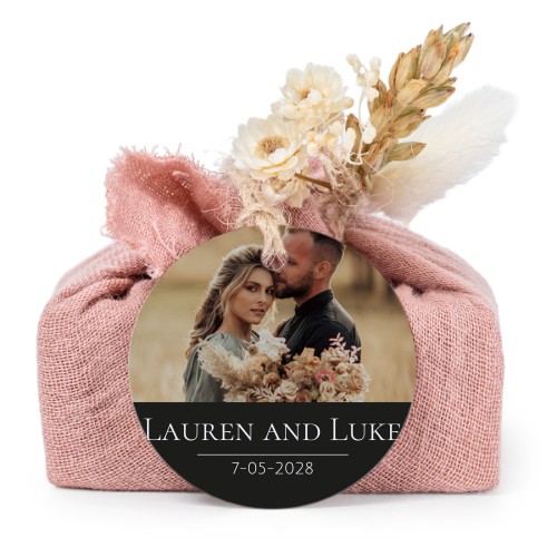 Pink cotton wrapped soaps with round label (6 pcs)