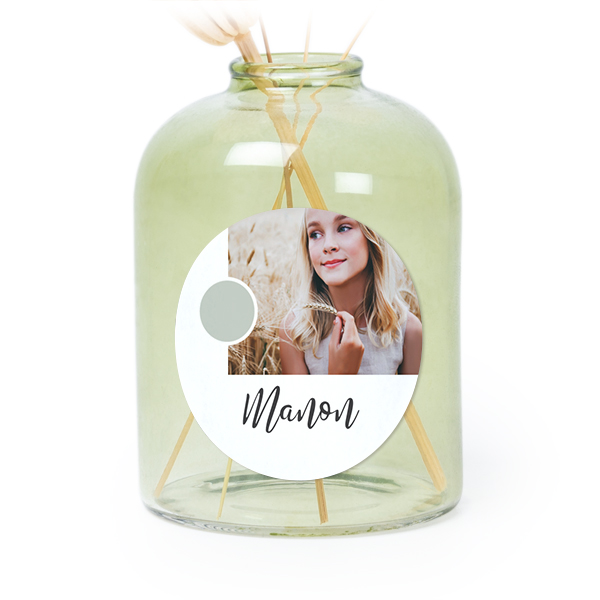 Glazen vaasjes groen met ronde sticker - set van 6 Glazen vaasjes groen met ronde sticker - set van 6