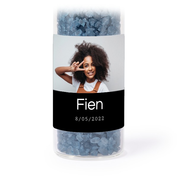 Glazen buisjes met vierkante stickers & blauw badzout (set van 12) Glazen buisjes met vierkante stickers & blauw badzout (set van 12)
