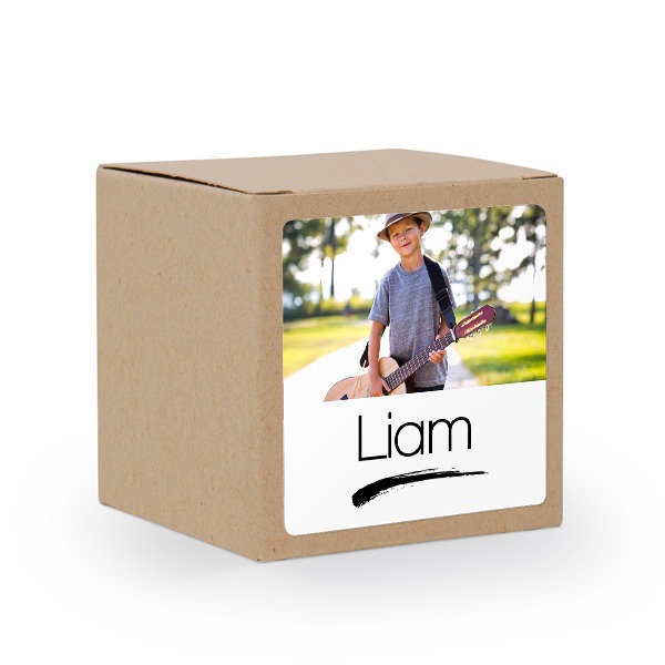 Partybox Braunes Kraftpapier mit Sticker quadratisch - 24 Stk.