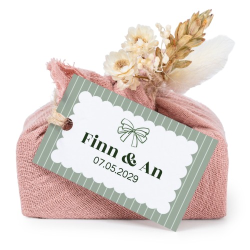 TvÄlar i rosa tygförpackningar med rektangulÀr etikett (6 st) TvÄlar i rosa tygförpackningar med rektangulÀr etikett (6 st)