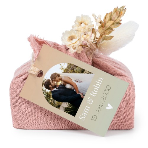 Sæber i lyserøde stofindpakninger med rektangulært mærke (sæt á 6)