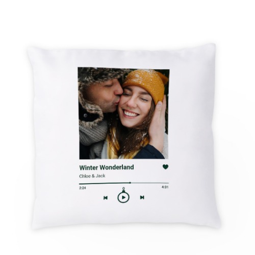 Putetrekk i polyester, Kvadratisk M med trykk på forsiden