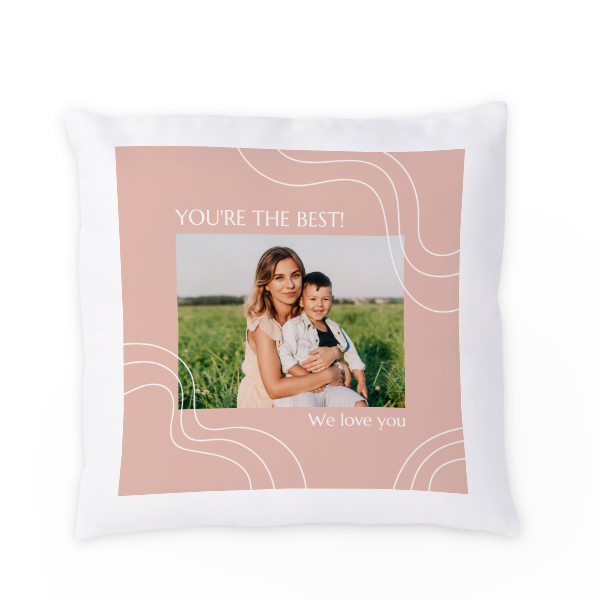 Kuddfodral i polyester och innerkudde, Kvadratisk M med tryck på framsidan