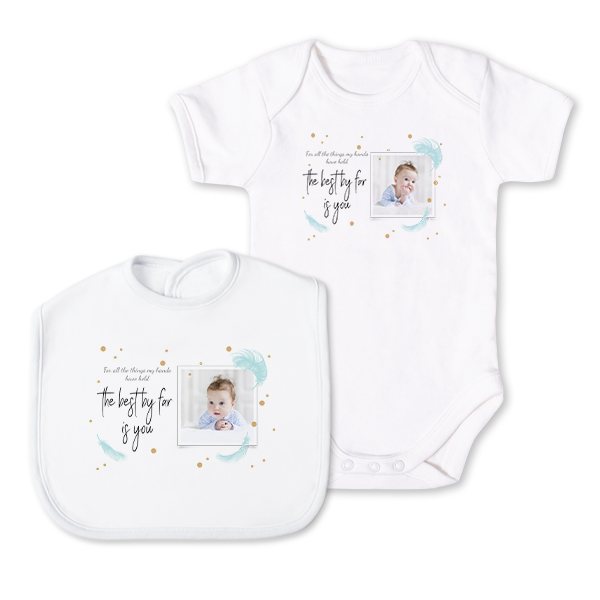 Baby geschenkset: Slabbetje & Rompertje Baby geschenkset: Slabbetje & Rompertje