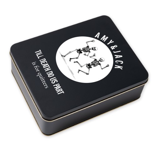 Suorakulmainen musta keksirasia