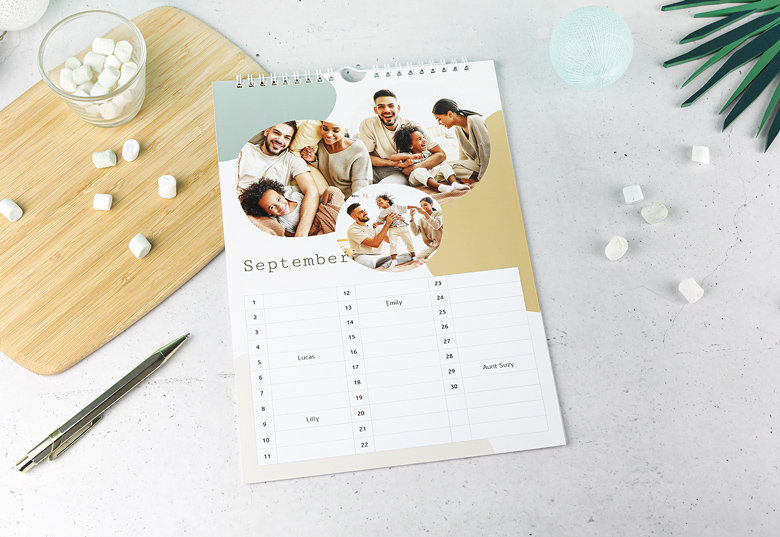 Personalise your Birthday Calendar with your photos