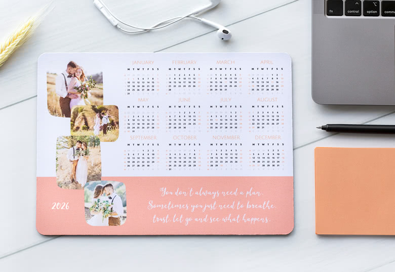 Tapis de souris calendrier personnalisé - smartphoto