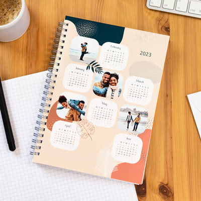 Lav en notesblok med fotokalender