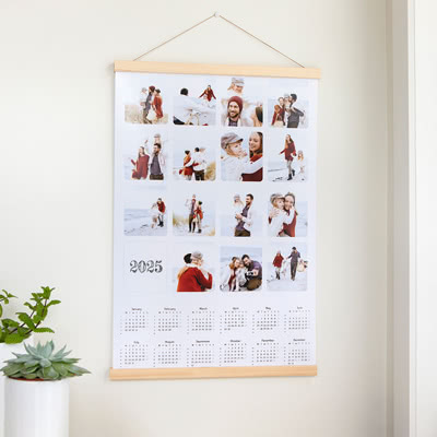 Poster calendar with hanger