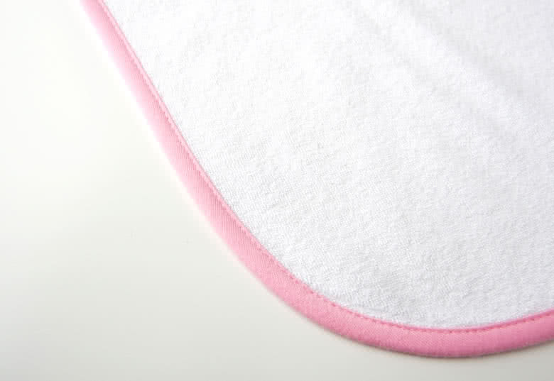 Skapa en personlig Haklapp för din baby