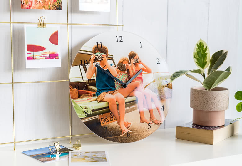 Order your own photo clock