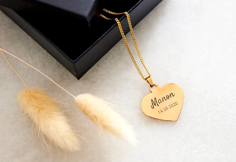 [ProductCategory.Fun_Ideas.Necklace,Name]