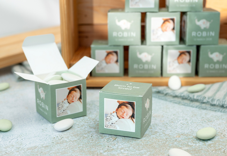 Personalised party favours boxes - set of 12