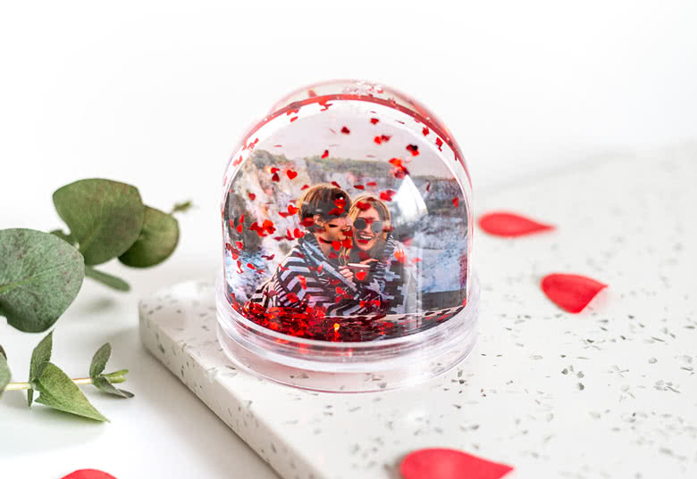 Personalised Snow globe with your own photo! smartphoto UK