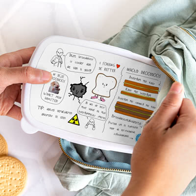 Pelicano x Sociaal Incapabele Michiel – Boîte à lunch en édition limitée Pelicano x Sociaal Incapabele Michiel – Boîte à lunch en édition limitée