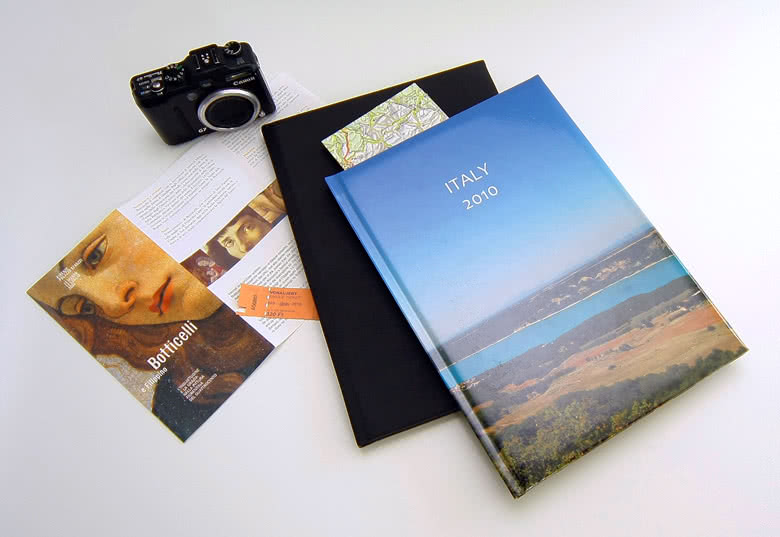 Large Portrait Photo Book Hardcover smartphoto UK