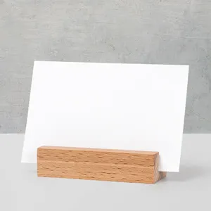Kort med trähållare
