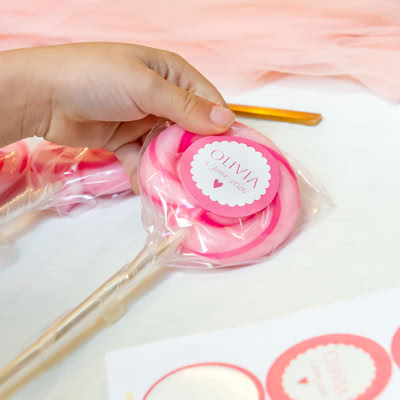 Tikkareita syntymäpäivänä - 12 kpl