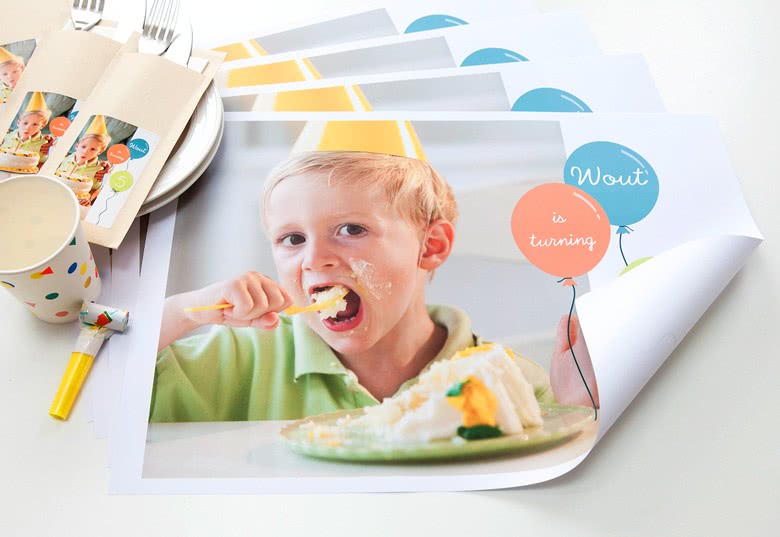 Set of Paper Placemats