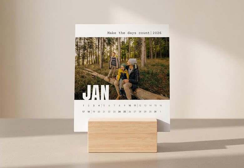 Bordkalender med træholder