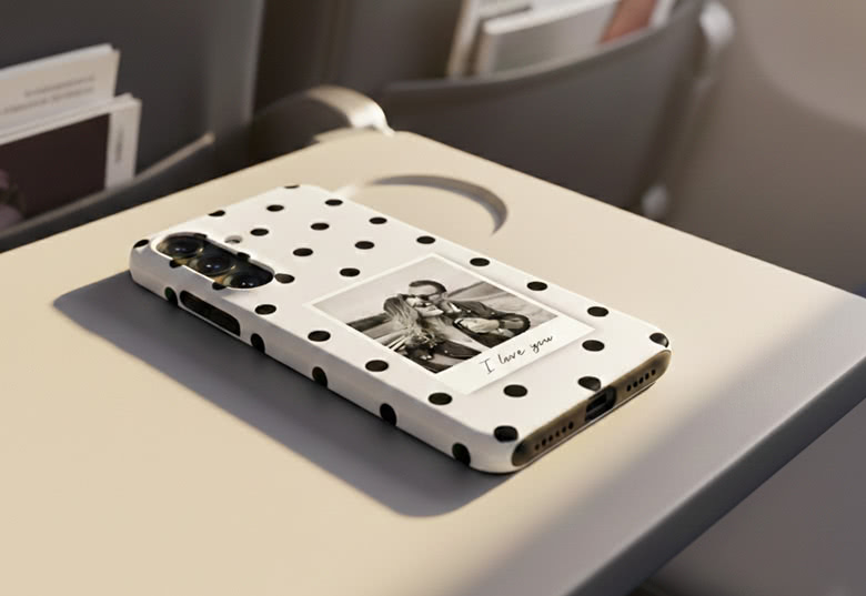 Polka dot phone case