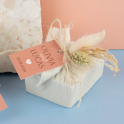 Lot de 6 savons avec emballage en coton