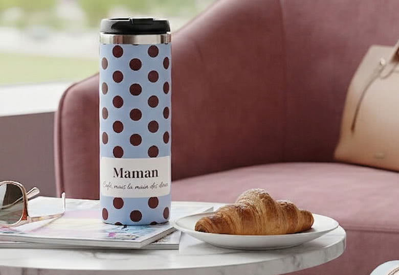 Cadeau fête des Mères personnalisé: tasse a café de voyage