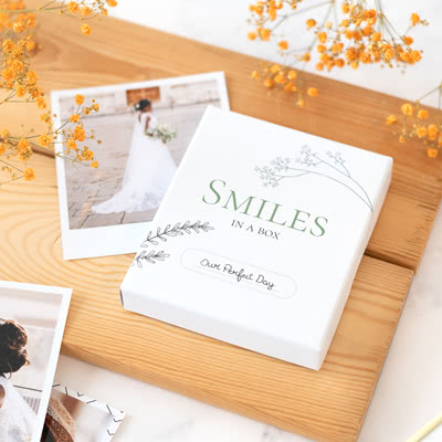 Prints In A Box Smiley