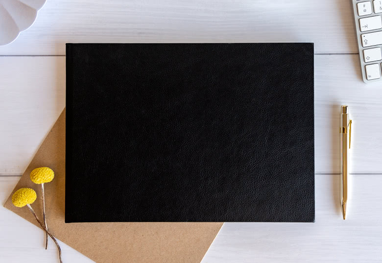 Fotoboek L liggend zwart lederen kaft platliggende binding