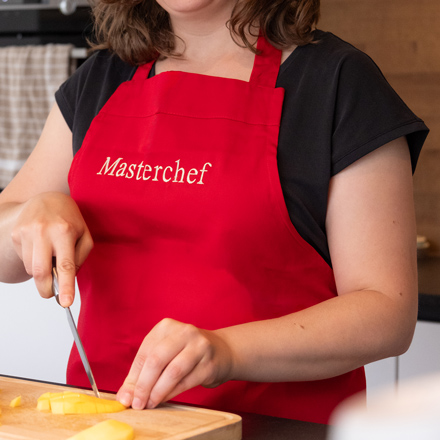 Kochschürze Rot bestickt