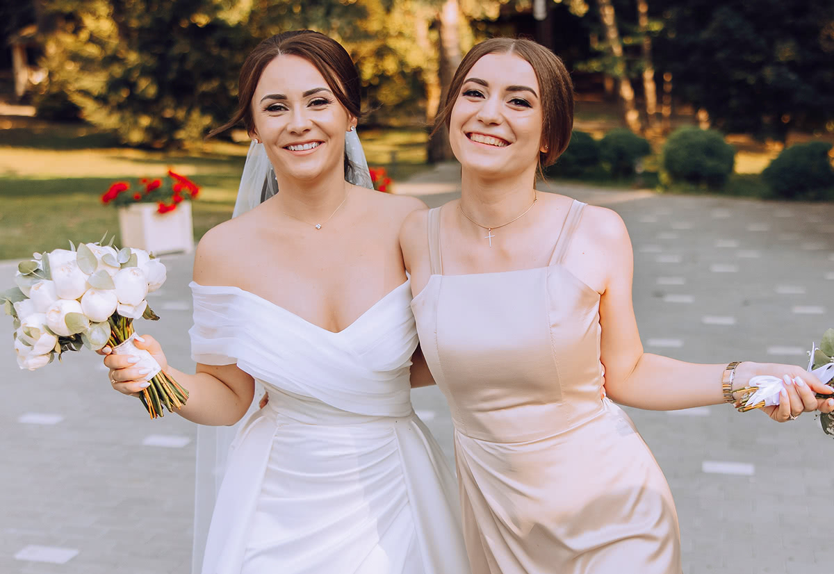 Events.WeddingWitness.MaidOfHonor