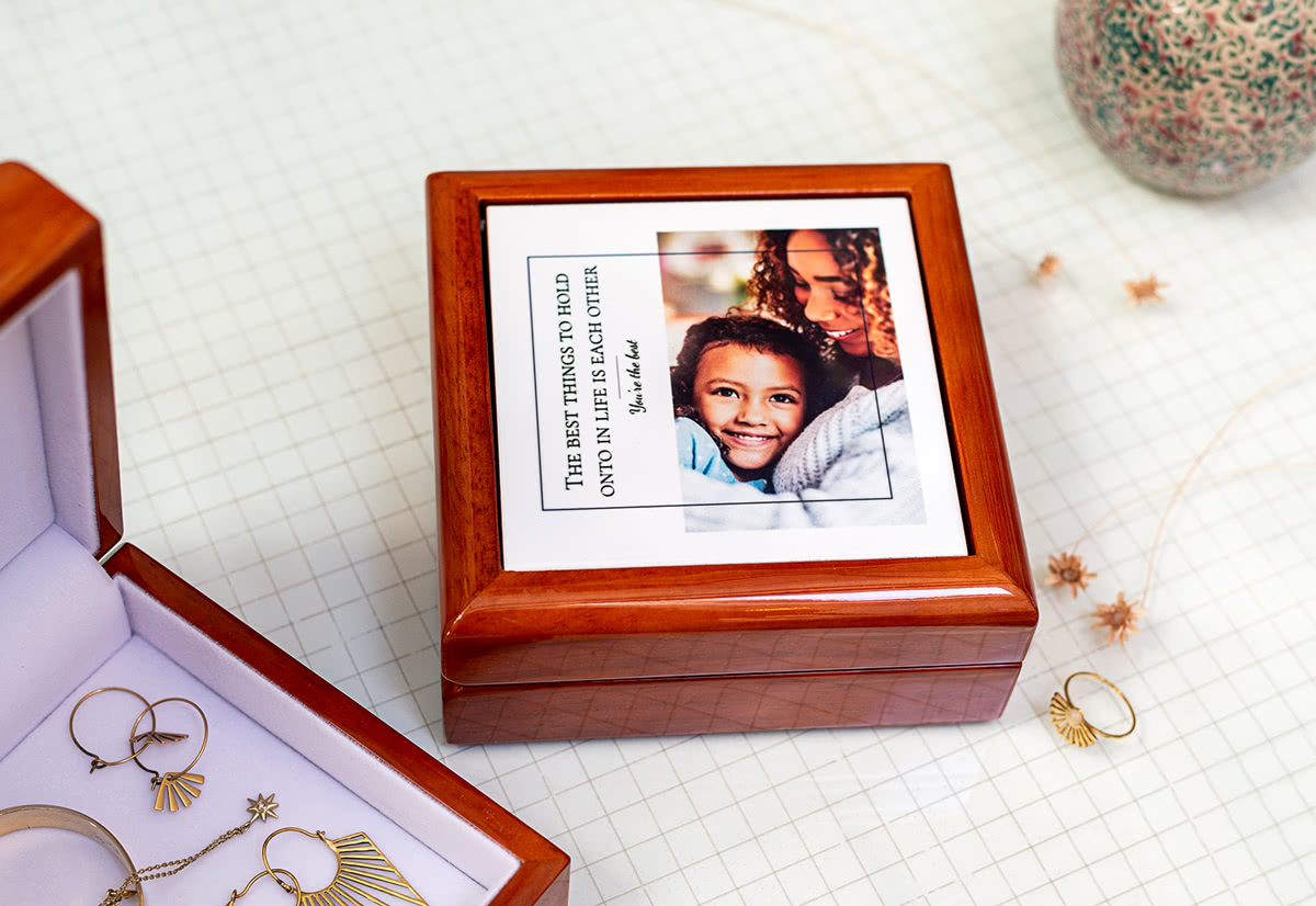 Idée cadeau : Boîte à Bijoux personnalisée avec photo - smartphoto