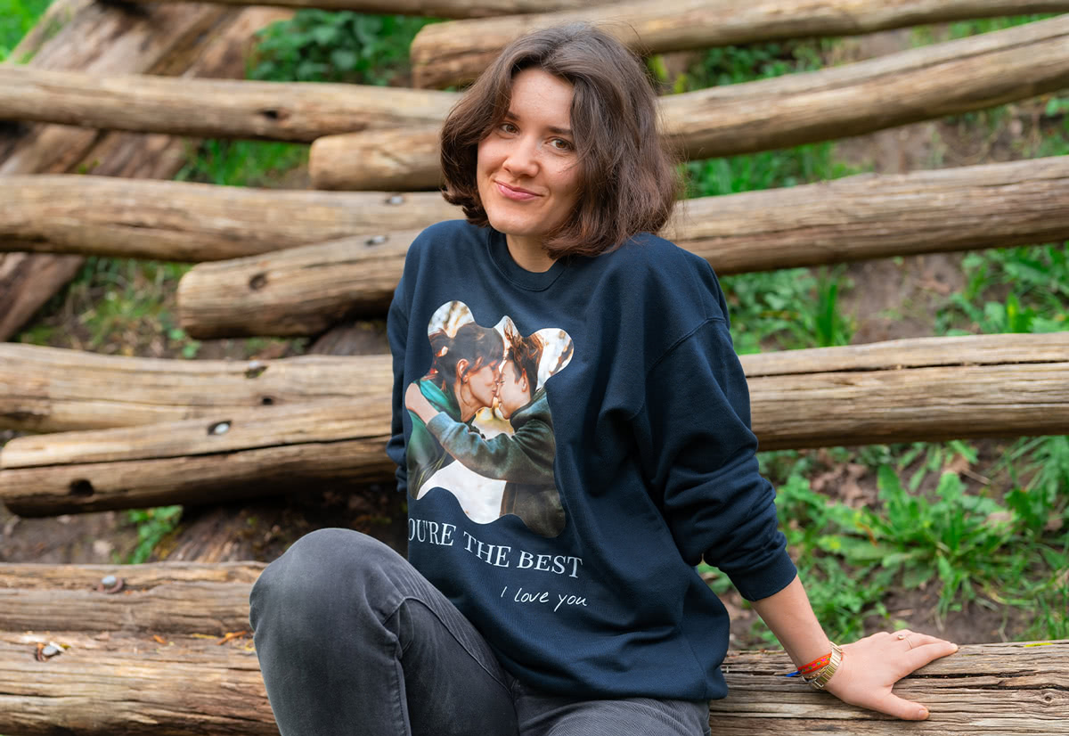 Create a unique style with a personalised sweatshirt