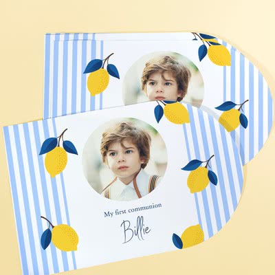 Decoratie en tafelversiering voor communie- of lentefeest