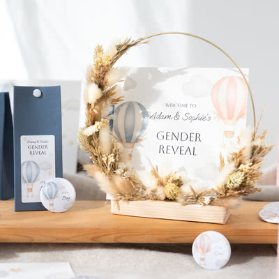 Gender reveal decoratie
