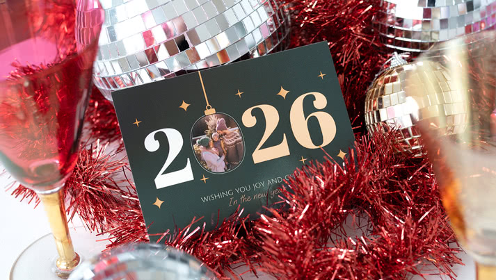 Feiern Sie Silvester mit personalisierten Geschenken, Karten und Kalendern